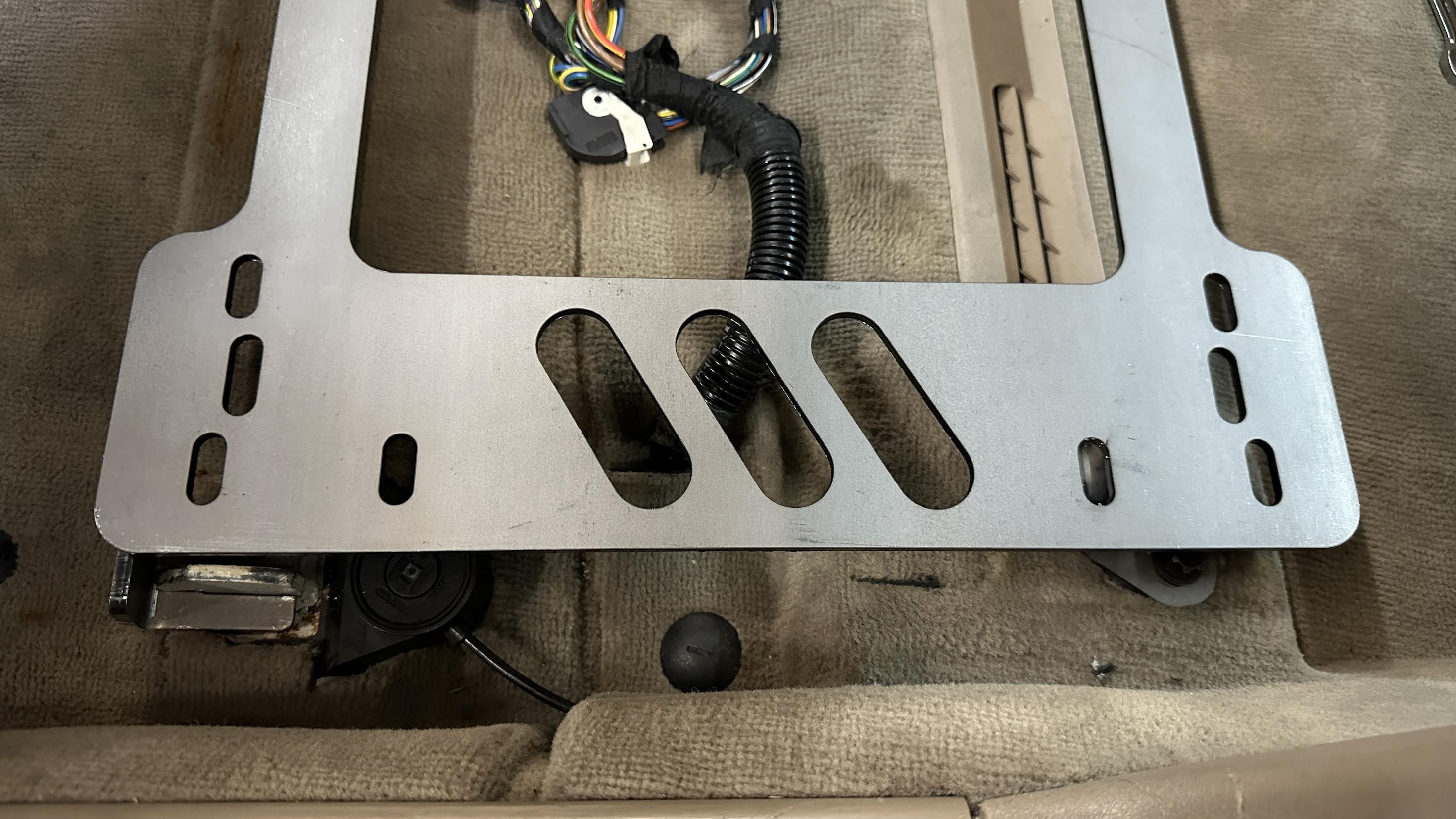 Planted Seat Bracket- BMW 5 Series [E34 Chassis] (1987-1996) - Driver / Left - Image 6