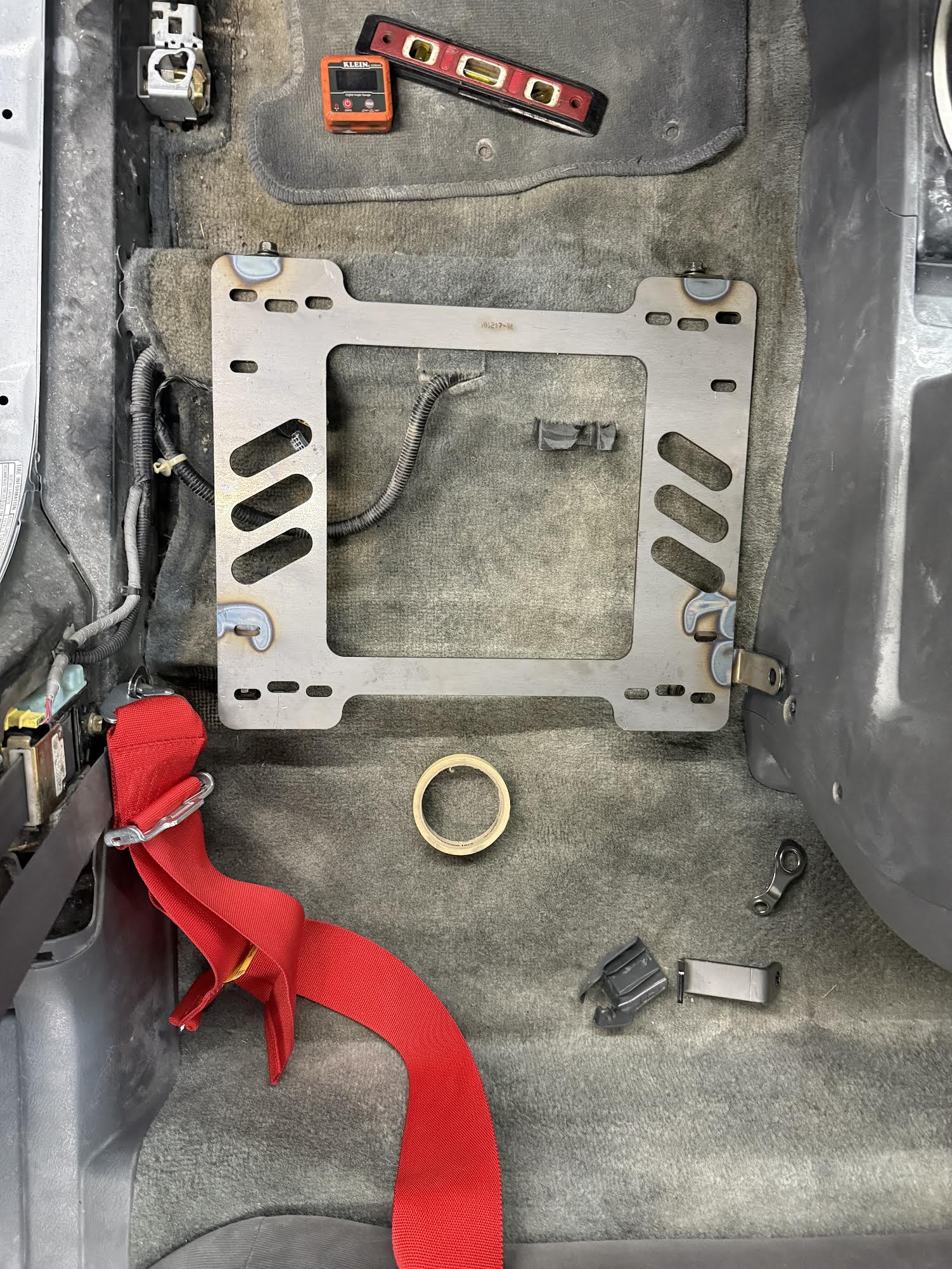 Planted Seat Bracket- Honda Civic [7th Generation Excluding Si] (2000-2004) - Driver / Left - Image 3