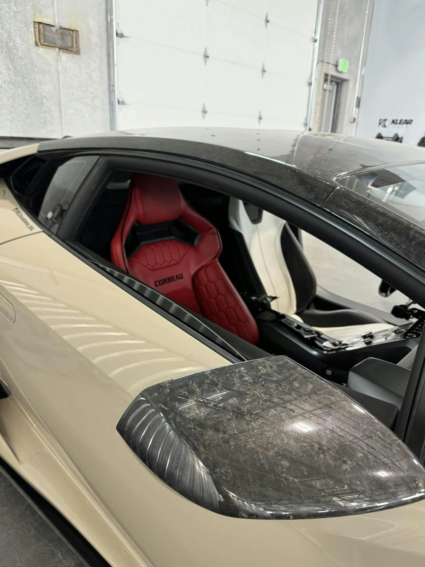 Planted Seat Bracket- Lamborghini Huracan (2014+) - Passenger / Right - Image 6