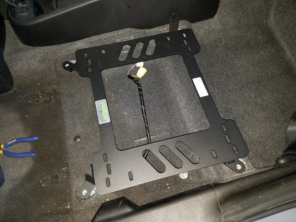 Planted Seat Bracket- Mazda 2 (2007-2014) - Driver / Left - Image 4