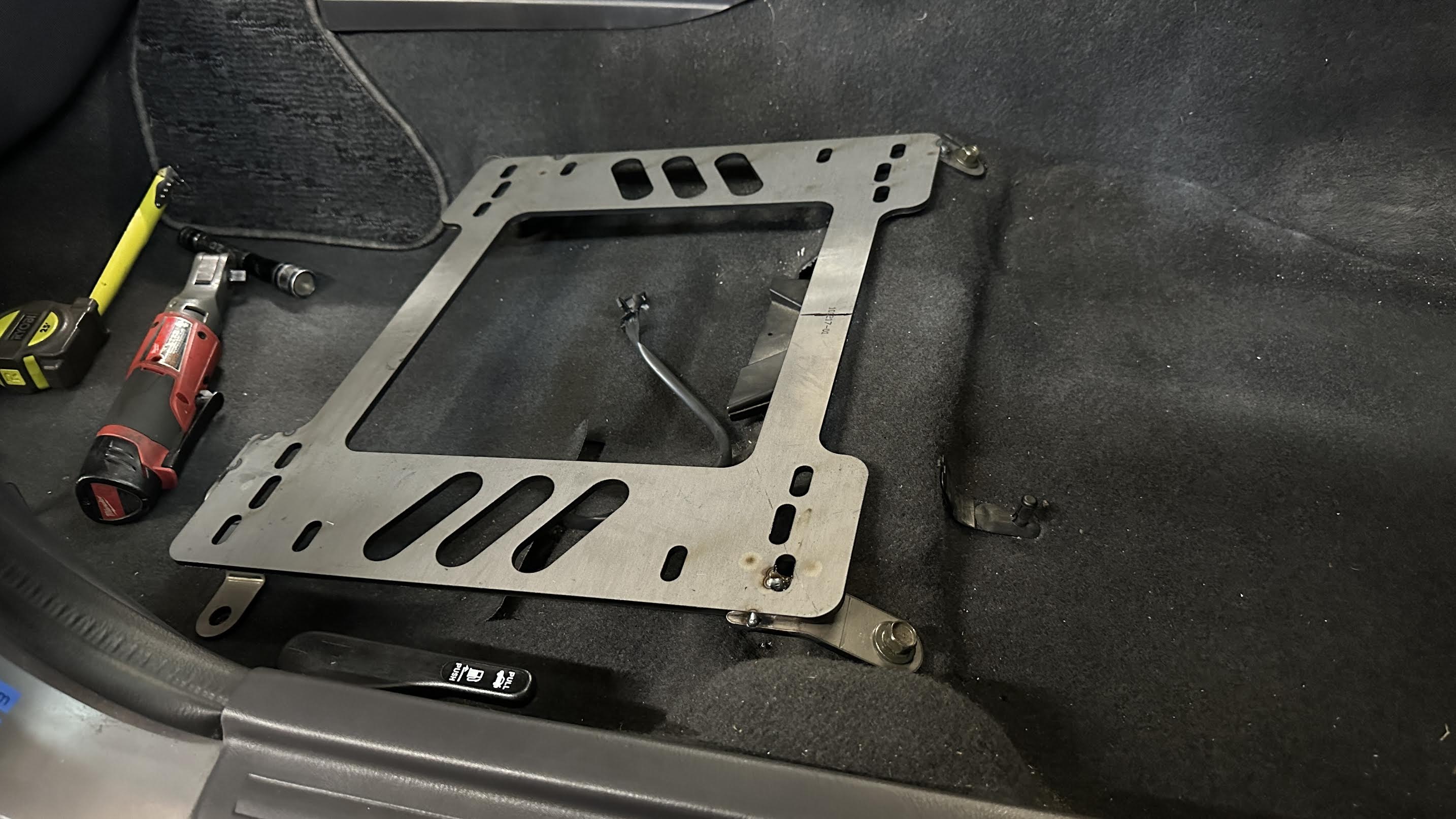 Planted Seat Bracket- Nissan Skyline [R34 Chassis] (1998-2005) - Driver (Right Side) - Image 2