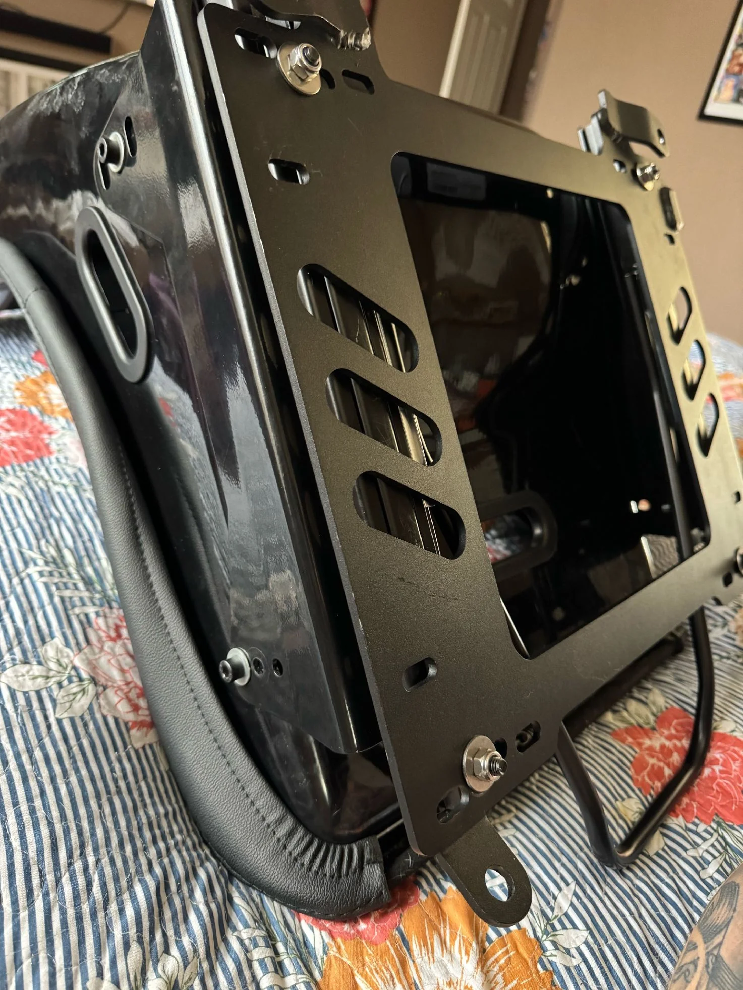 Planted Seat Bracket- Porsche 996 / Boxster / 997 / Cayman / 991 (1998+) - Passenger / Right - Image 7