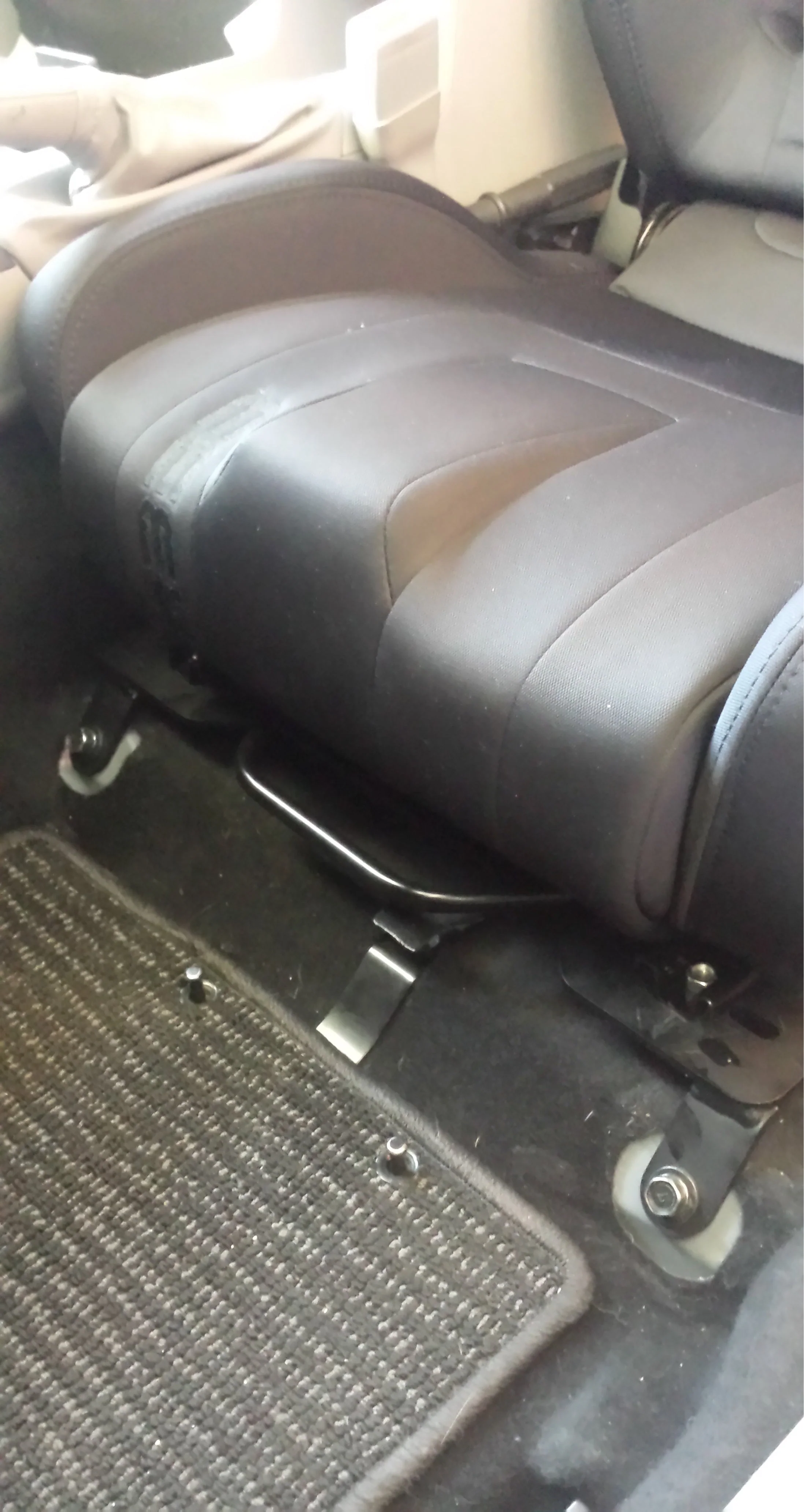 Planted Seat Bracket- Subaru Forester [3rd Generation] (2008-2013) - Driver / Left - Image 4