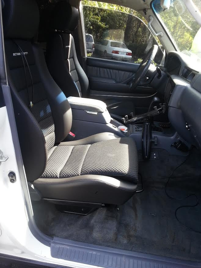 Planted Seat Bracket- Toyota Land Cruiser 80 Series [J80] (1990-1997) - Passenger / Right - Image 4