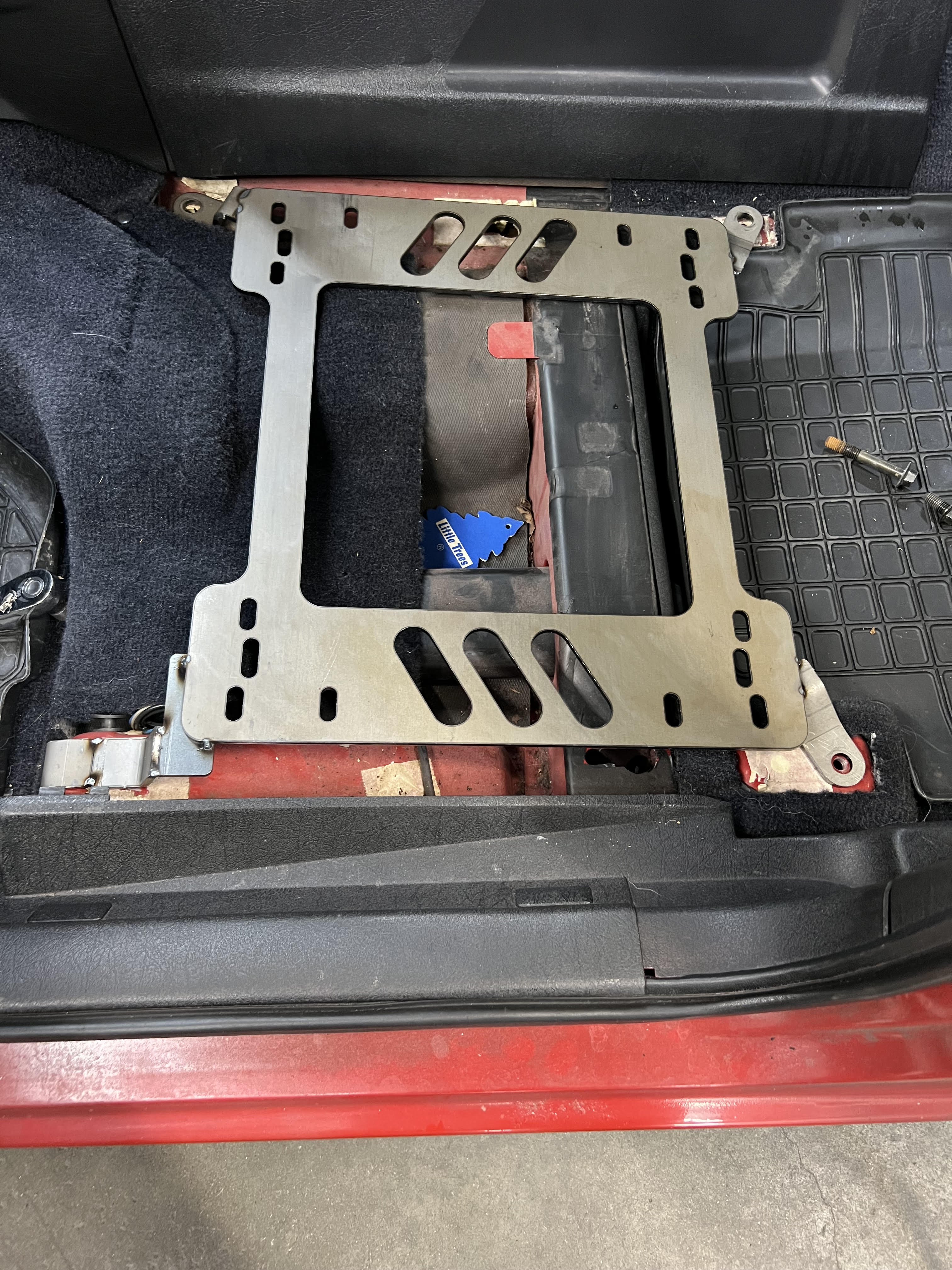 Planted Seat Bracket- Volvo 740 (1985-1992) - Driver / Left - Image 2