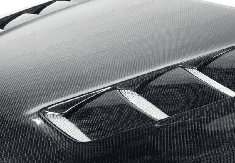 Seibon 08-09 Lexus IS-F (USE20L) TSII Style Carbon Fiber Hood - Image 4