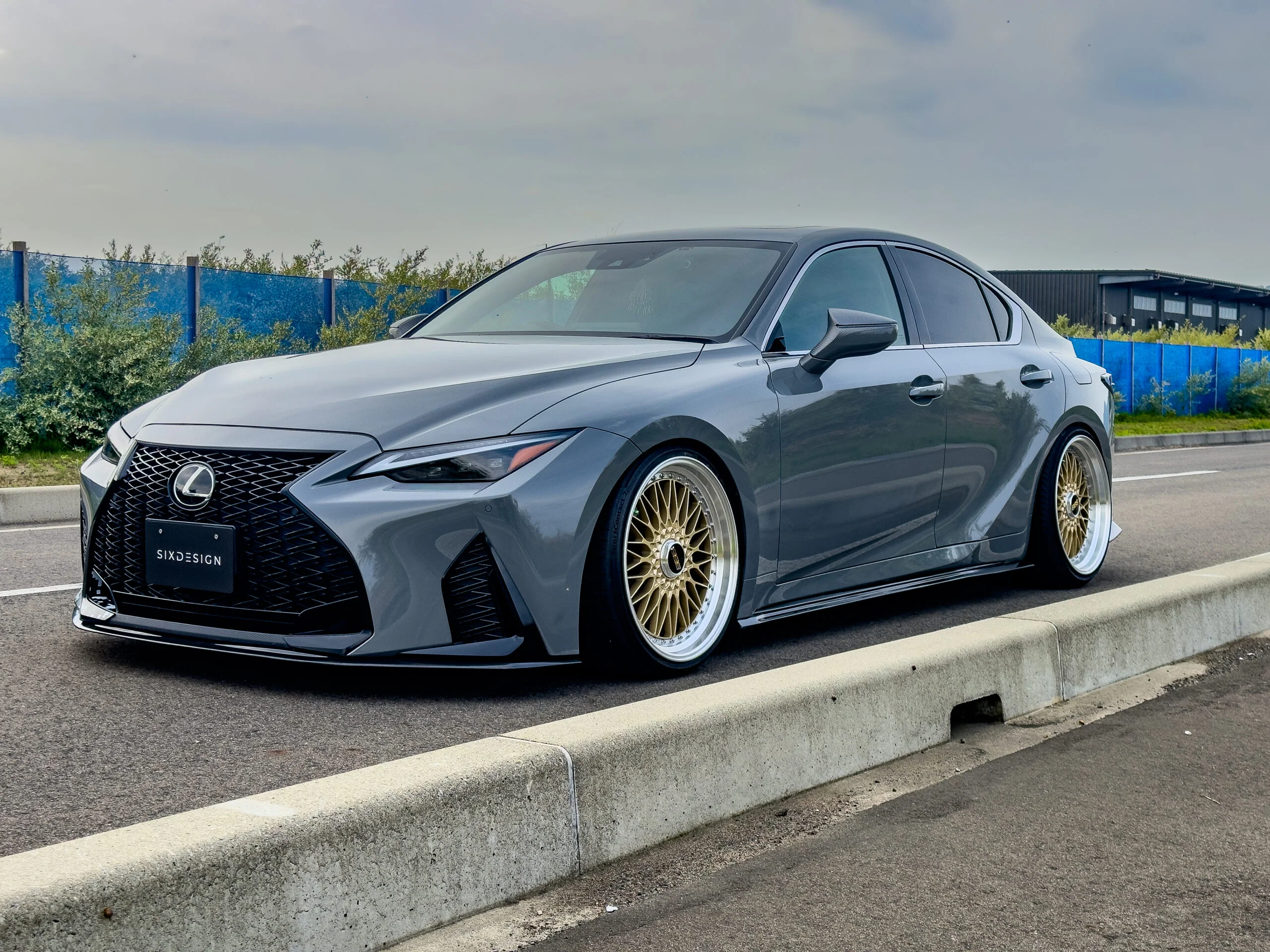 SIX DESIGN 3P AERO SET (FORGED CARBON) FOR LEXUS IS350/300h/300 F-SPORT 2021+