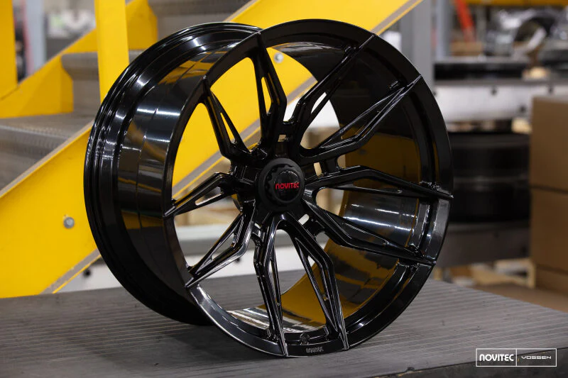 Vossen x Novitec NF11 21x10 - 5x114.3 BP - ET32 - Gloss Black Ferrari 812 Superfast/GTS Front Wheel - Image 4